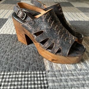 Women's Black Leather Platform Sandals